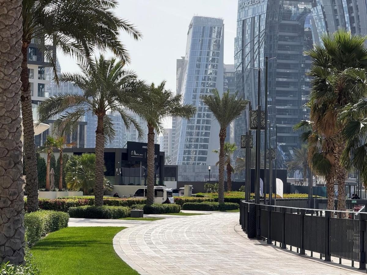 Elegant & Luxury 2Br Apartment Burj And Canal View Sabkhah Luaran gambar