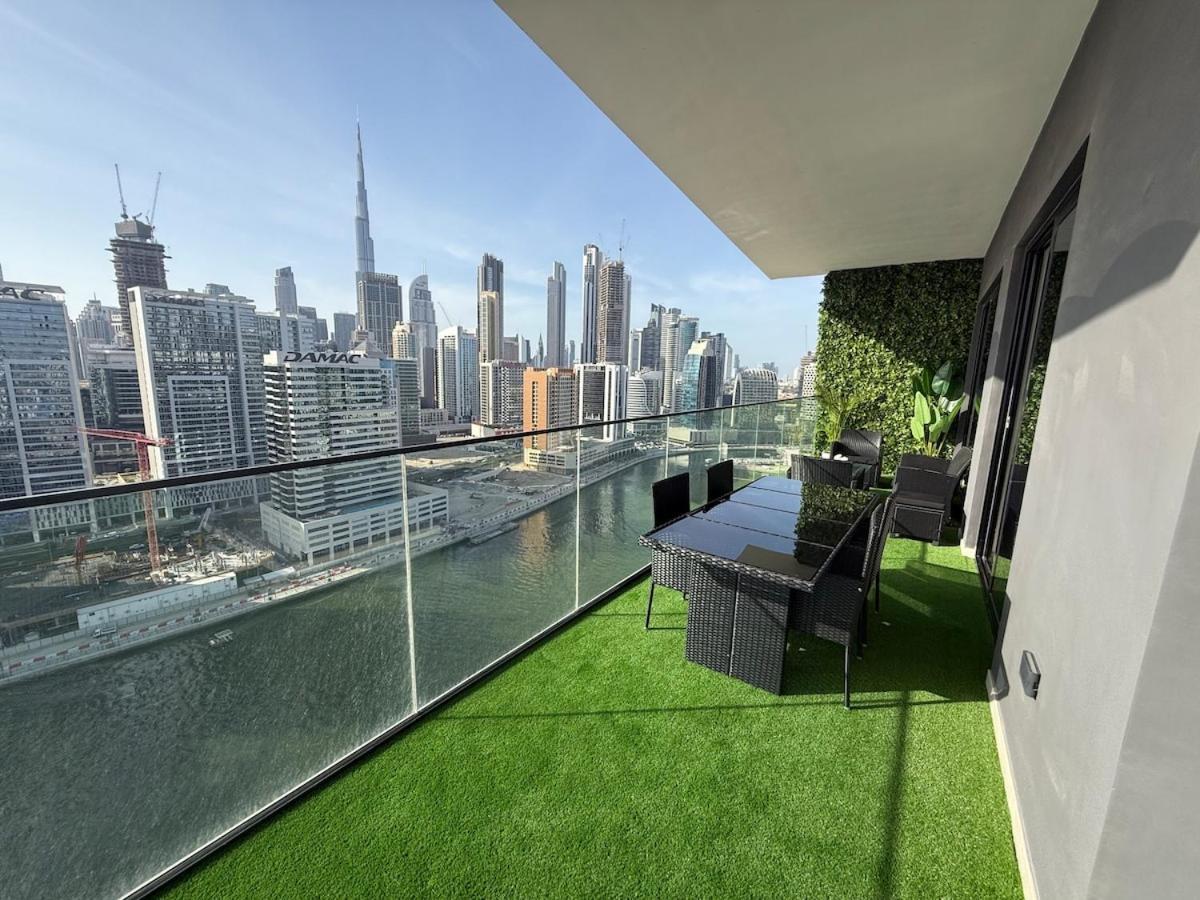 Elegant & Luxury 2Br Apartment Burj And Canal View Sabkhah Luaran gambar
