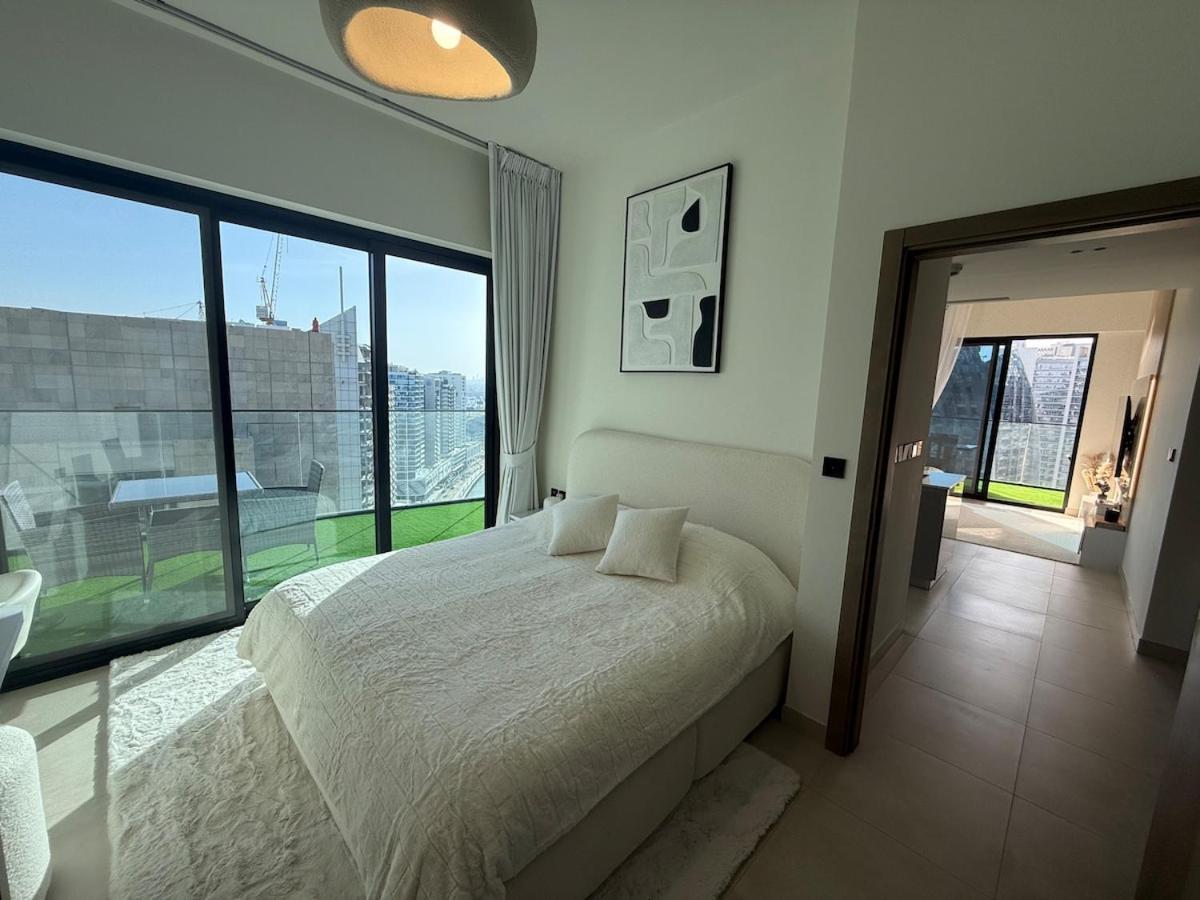 Elegant & Luxury 2Br Apartment Burj And Canal View Sabkhah Luaran gambar