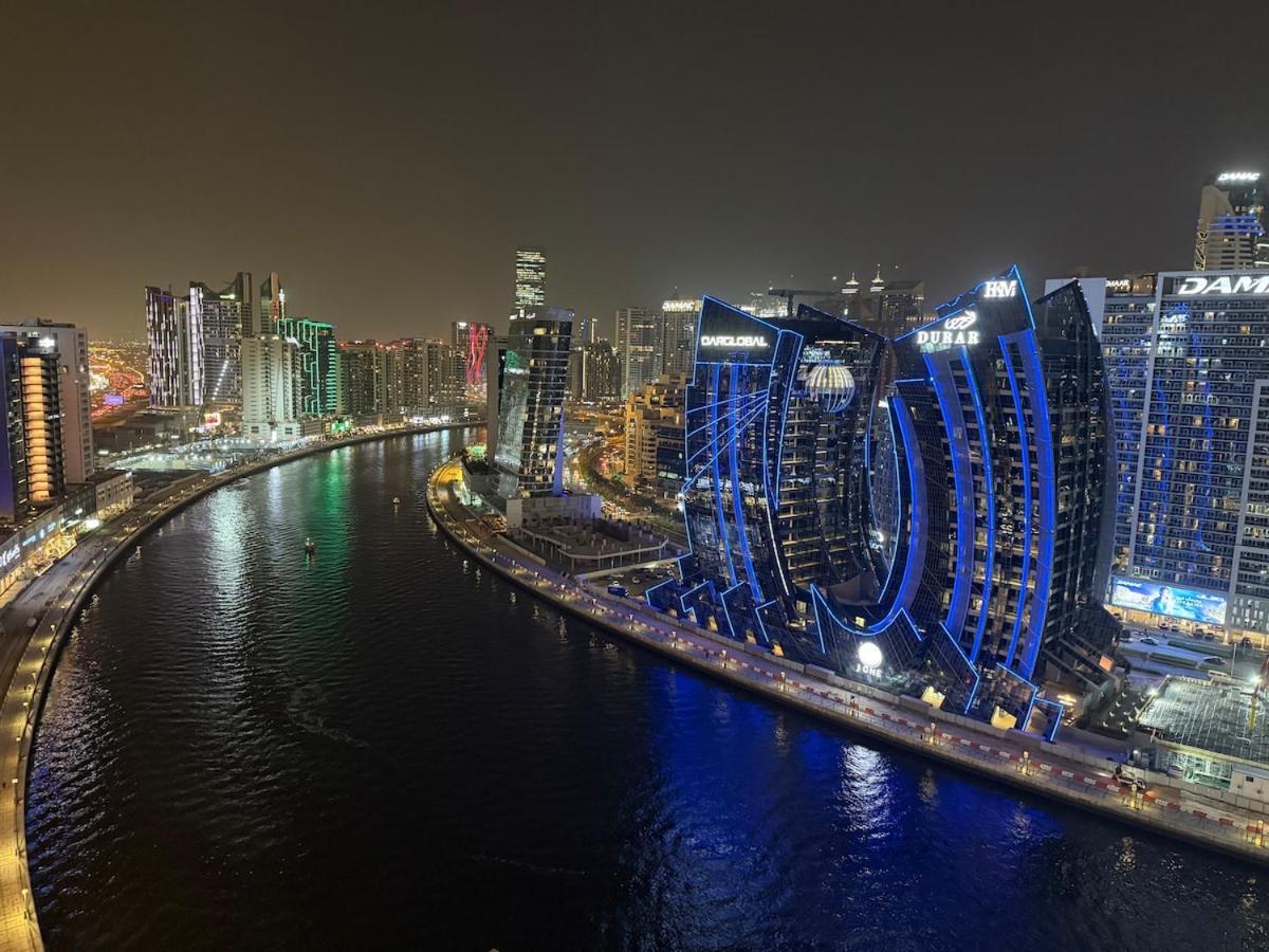 Elegant & Luxury 2Br Apartment Burj And Canal View Sabkhah Luaran gambar