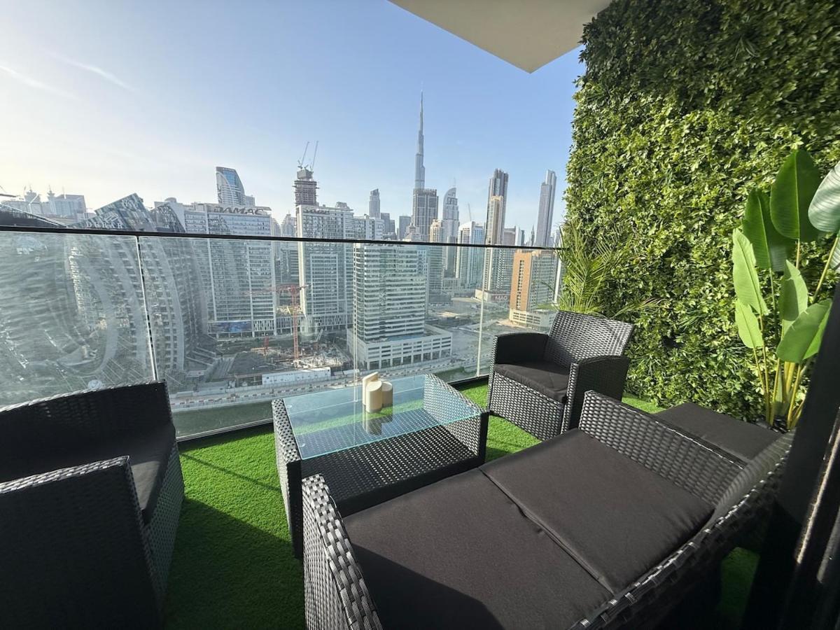 Elegant & Luxury 2Br Apartment Burj And Canal View Sabkhah Luaran gambar