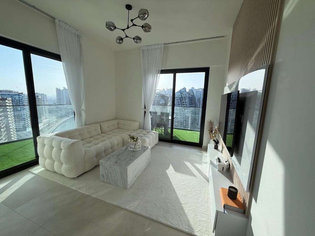 Elegant & Luxury 2Br Apartment Burj And Canal View Sabkhah Luaran gambar