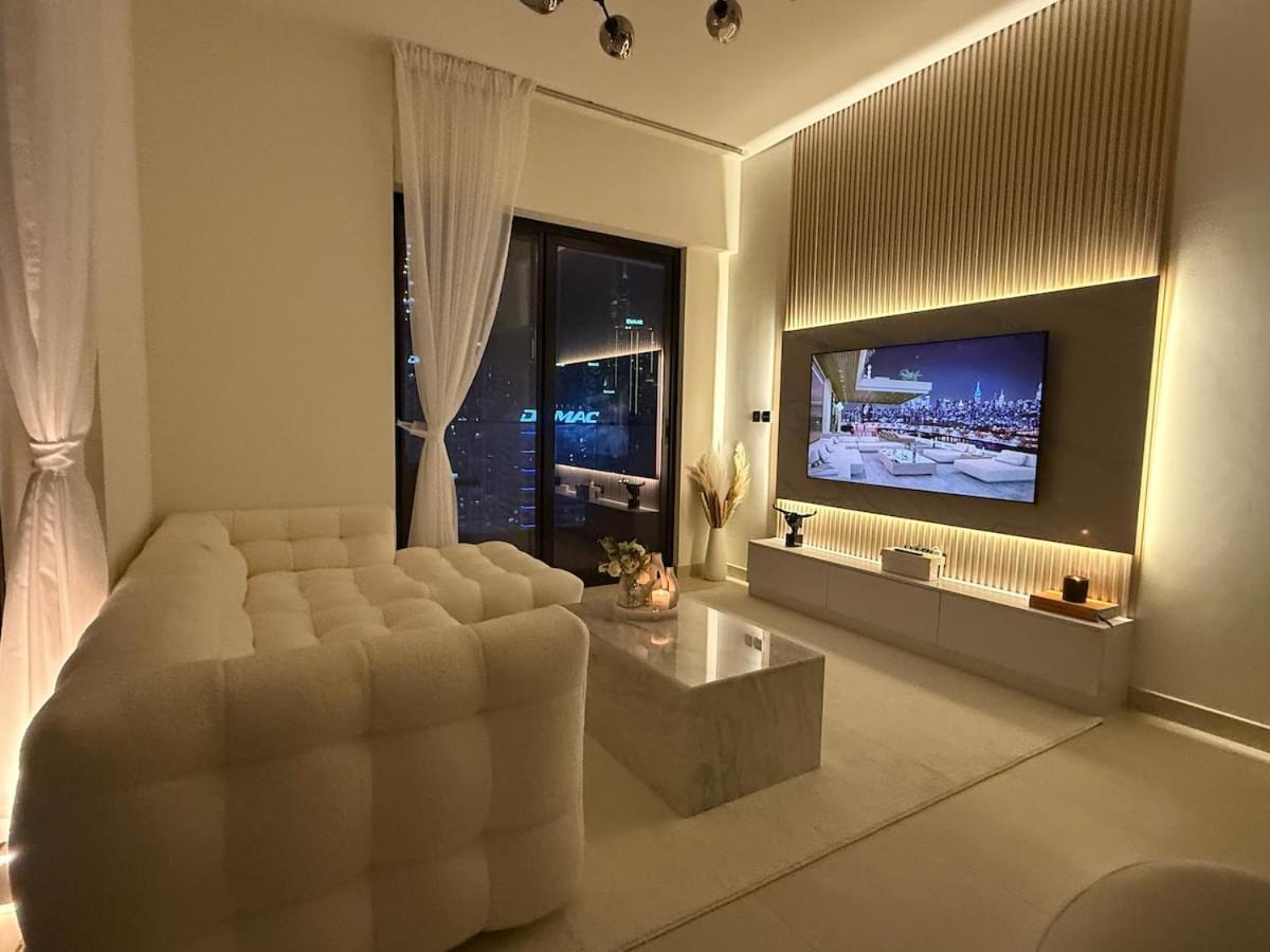 Elegant & Luxury 2Br Apartment Burj And Canal View Sabkhah Luaran gambar